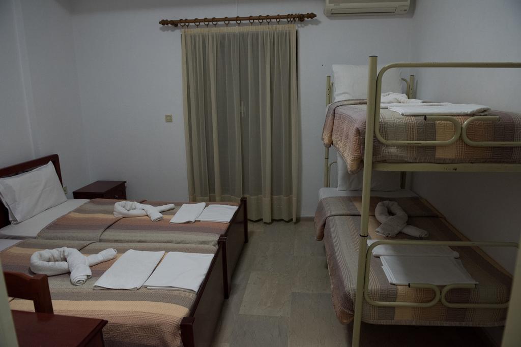 Hotel Glaros Amudiá Szoba fotó